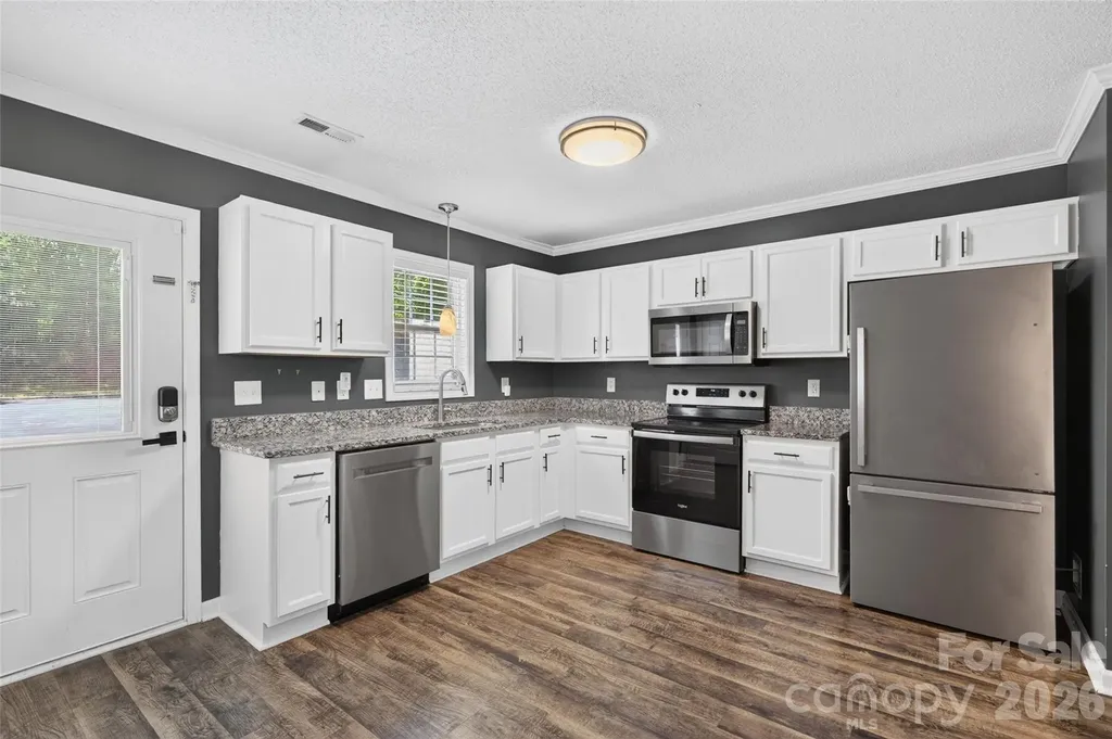 140 Locomotive Lane Mooresville NC 28115