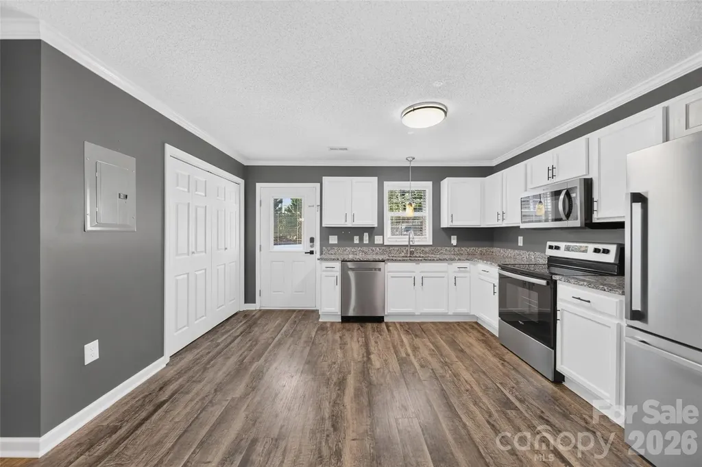 140 Locomotive Lane Mooresville NC 28115