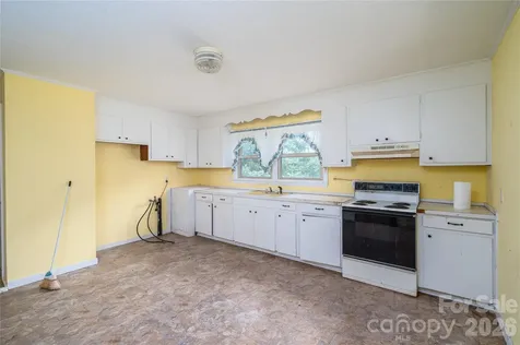 455 Huffman Road Blacksburg SC 29702