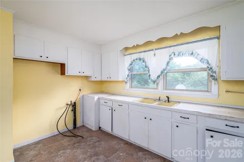 455 Huffman Road Blacksburg SC 29702