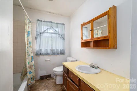 455 Huffman Road Blacksburg SC 29702