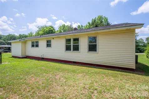 455 Huffman Road Blacksburg SC 29702