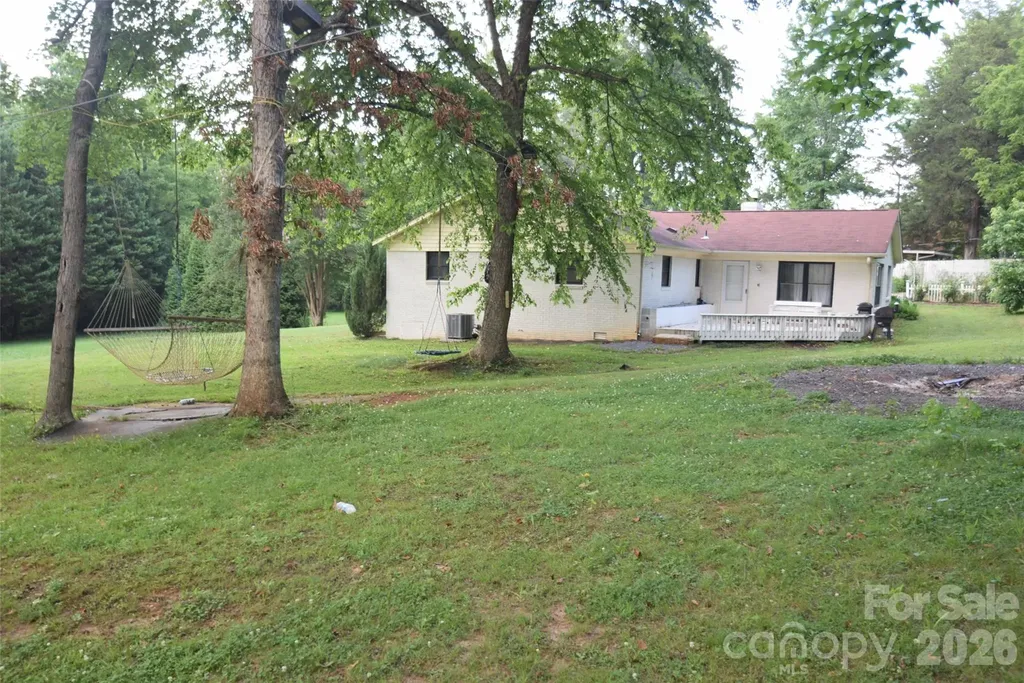 8202 Lawyers Road Mint Hill NC 28227