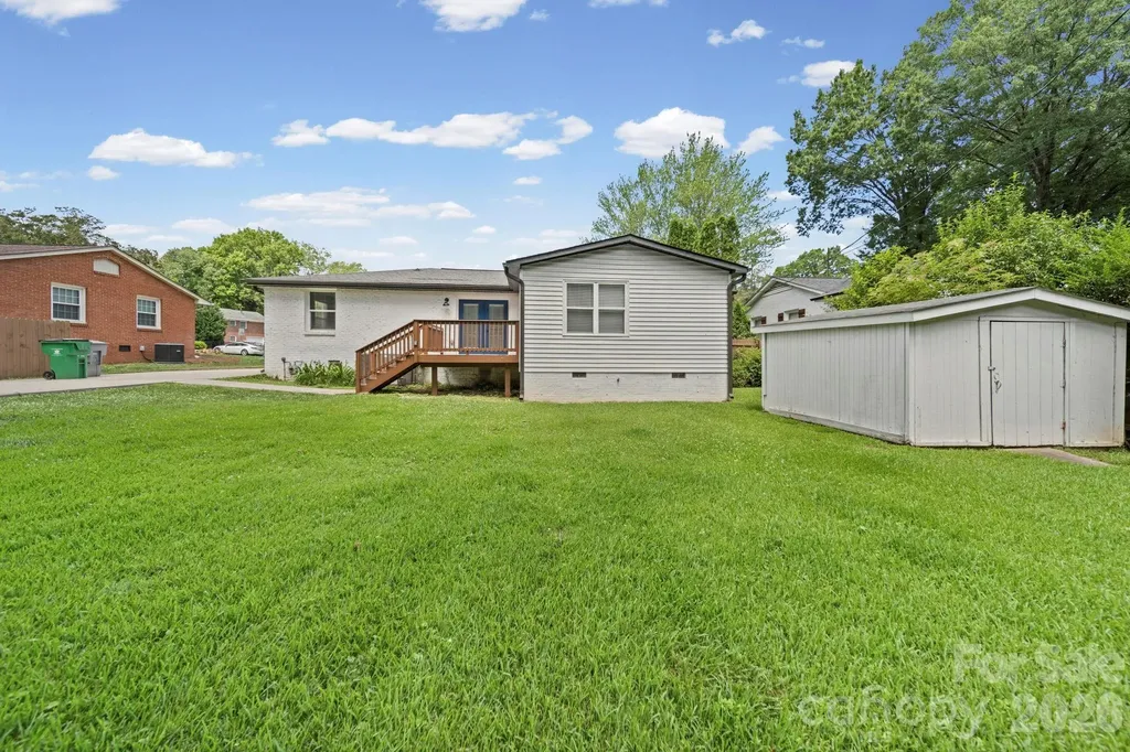 4919 Seacroft Road Charlotte NC 28210