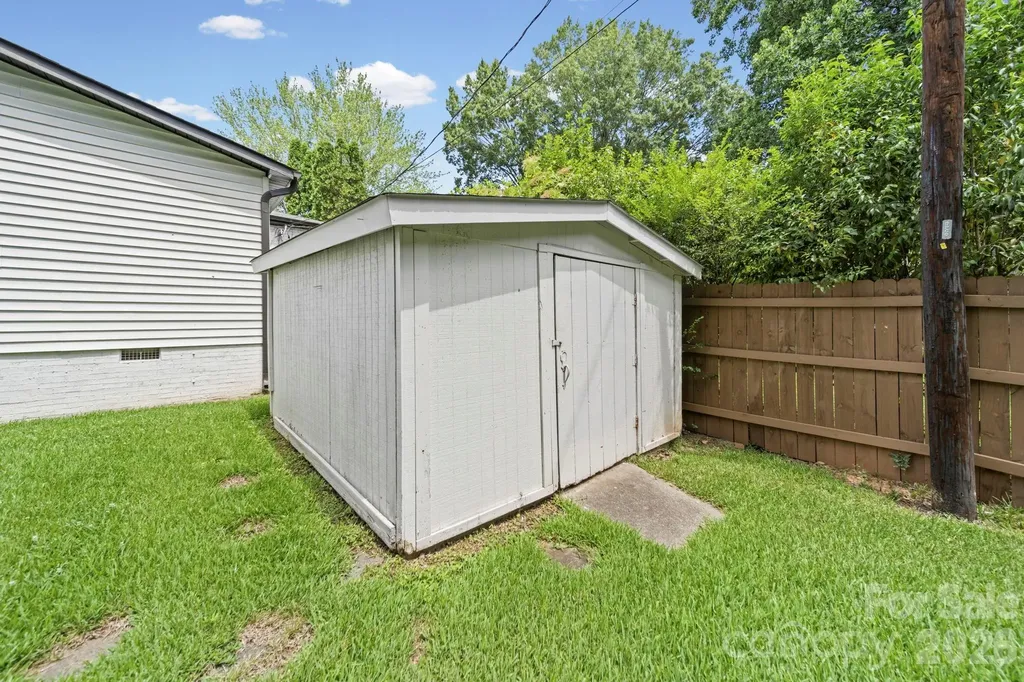 4919 Seacroft Road Charlotte NC 28210