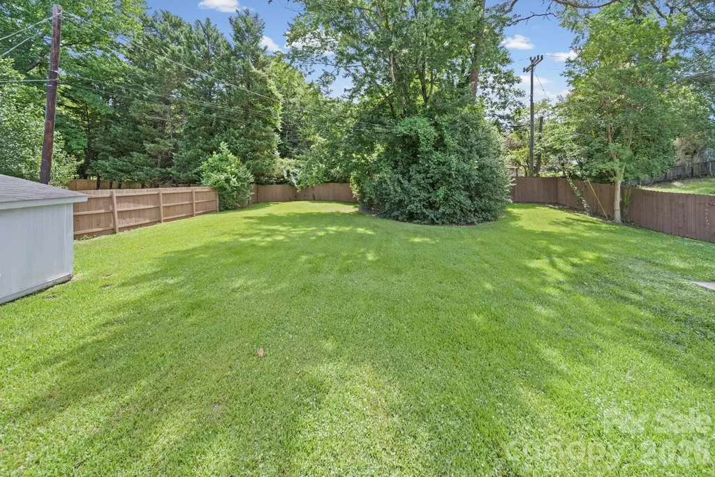 4919 Seacroft Road Charlotte NC 28210