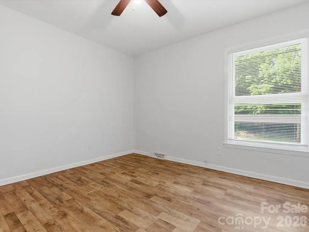 622 Dunbrook Lane Charlotte NC 28217