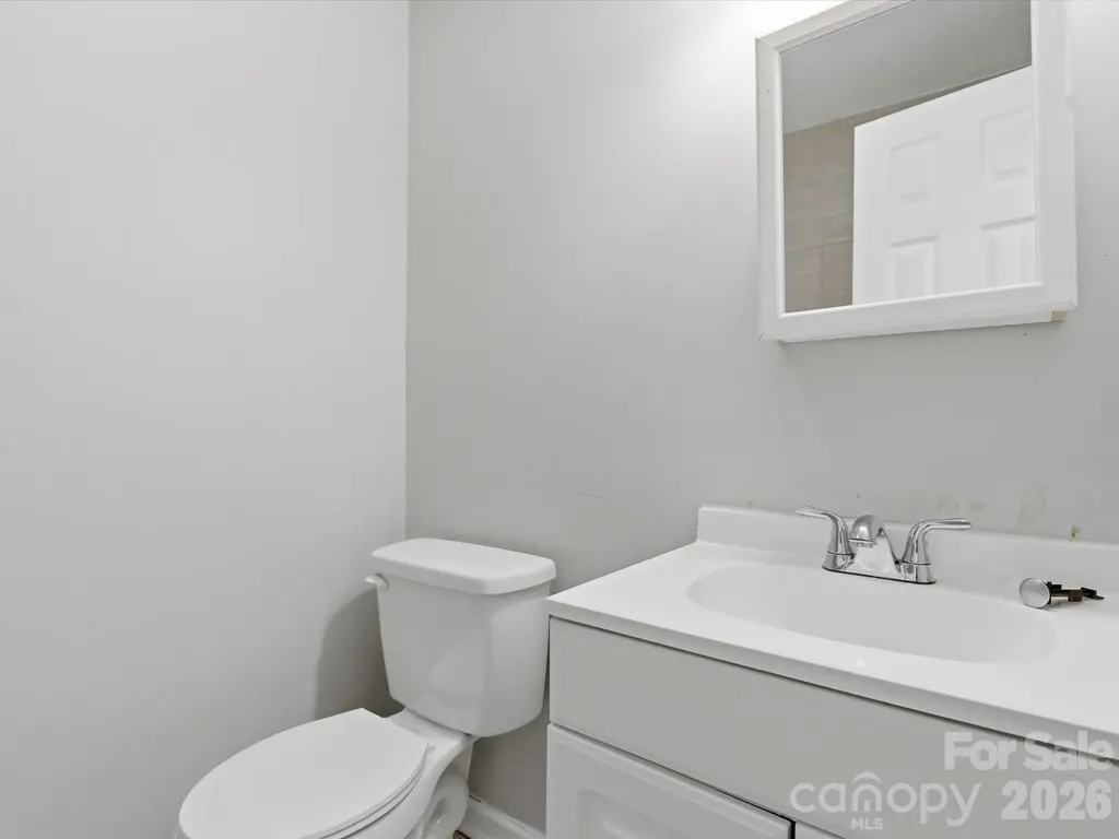 622 Dunbrook Lane Charlotte NC 28217