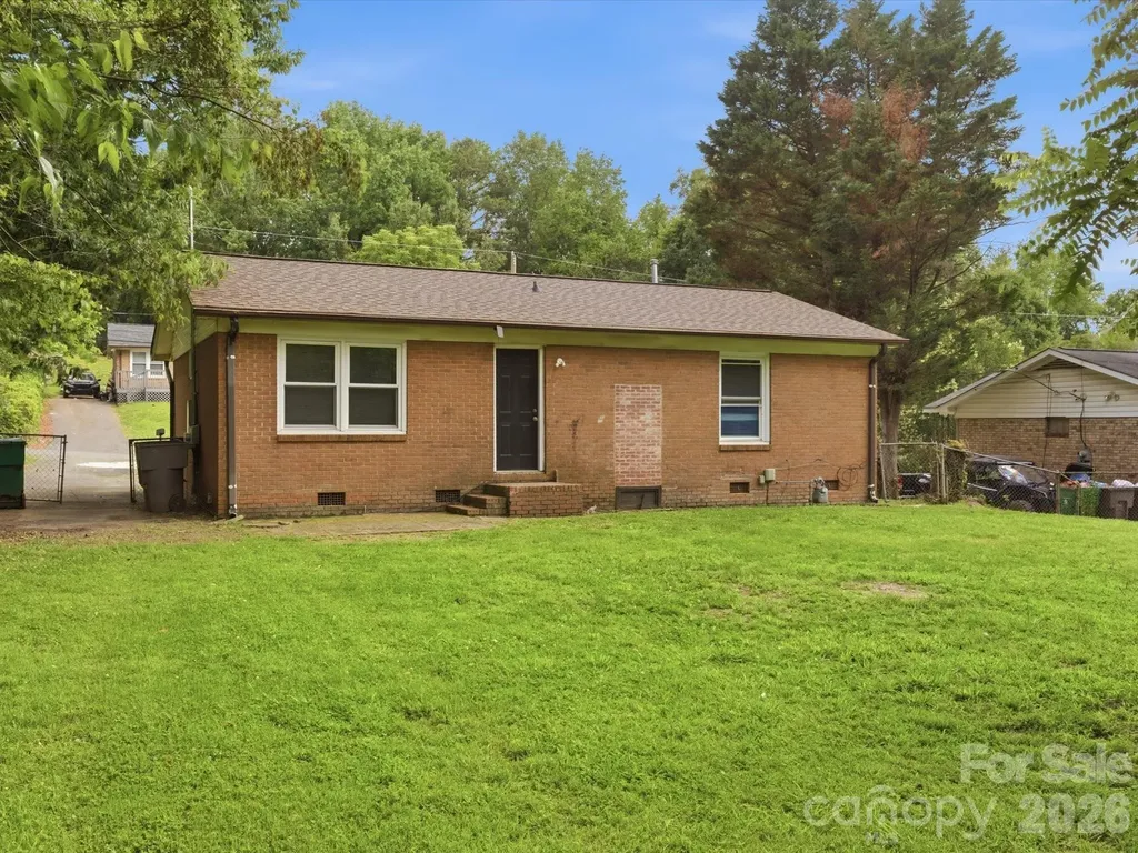 622 Dunbrook Lane Charlotte NC 28217