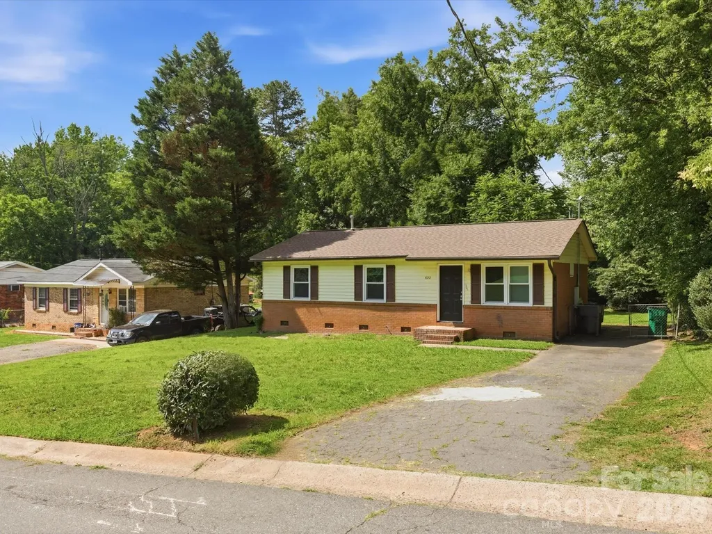 622 Dunbrook Lane Charlotte NC 28217