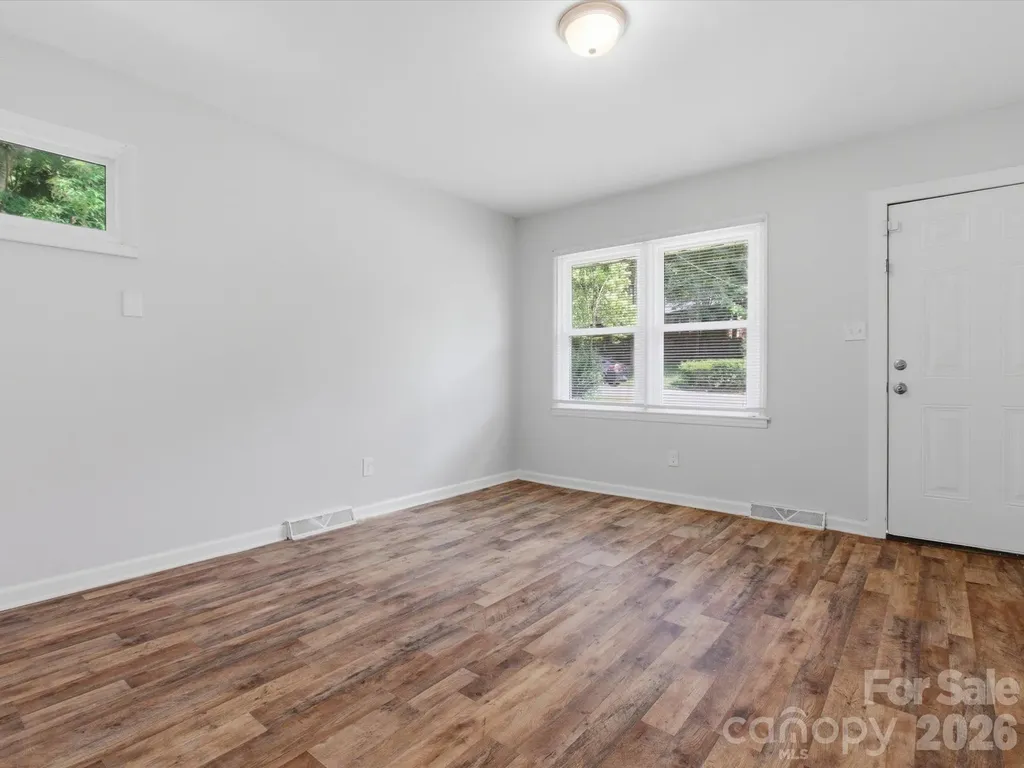622 Dunbrook Lane Charlotte NC 28217