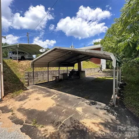 422 Us Highway 19e Highway Spruce Pine NC 28777