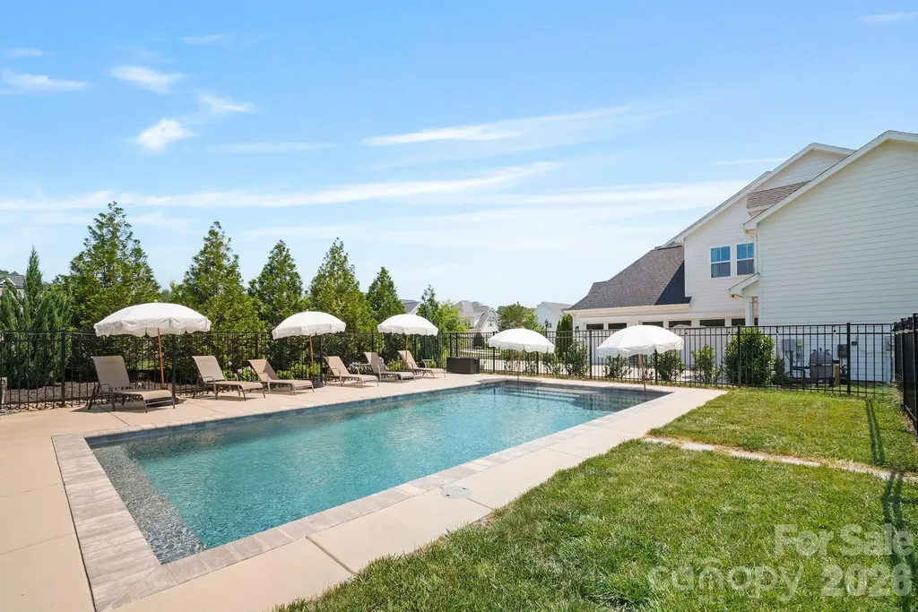 11104 Benjamin Smith Avenue Huntersville NC 28078