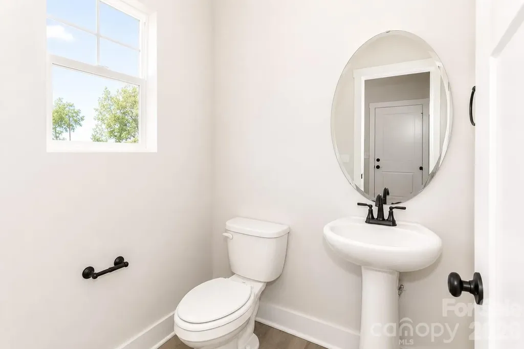 102 Sixth Avenue SE Hildebran NC 28602