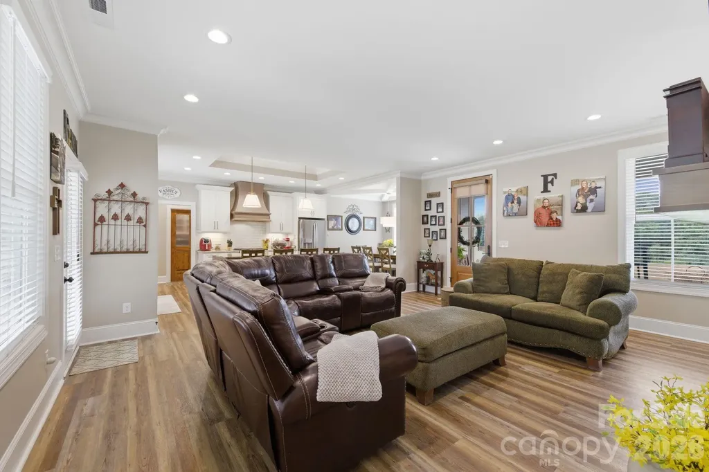 207 Wynnfall Drive Lexington NC 27295