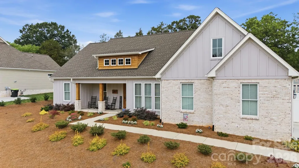 207 Wynnfall Drive Lexington NC 27295