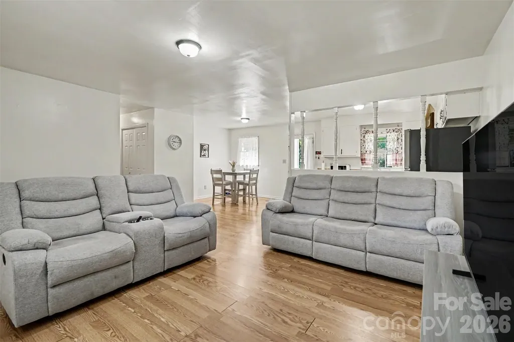 308 N Carpenter Street Kings Mountain NC 28086