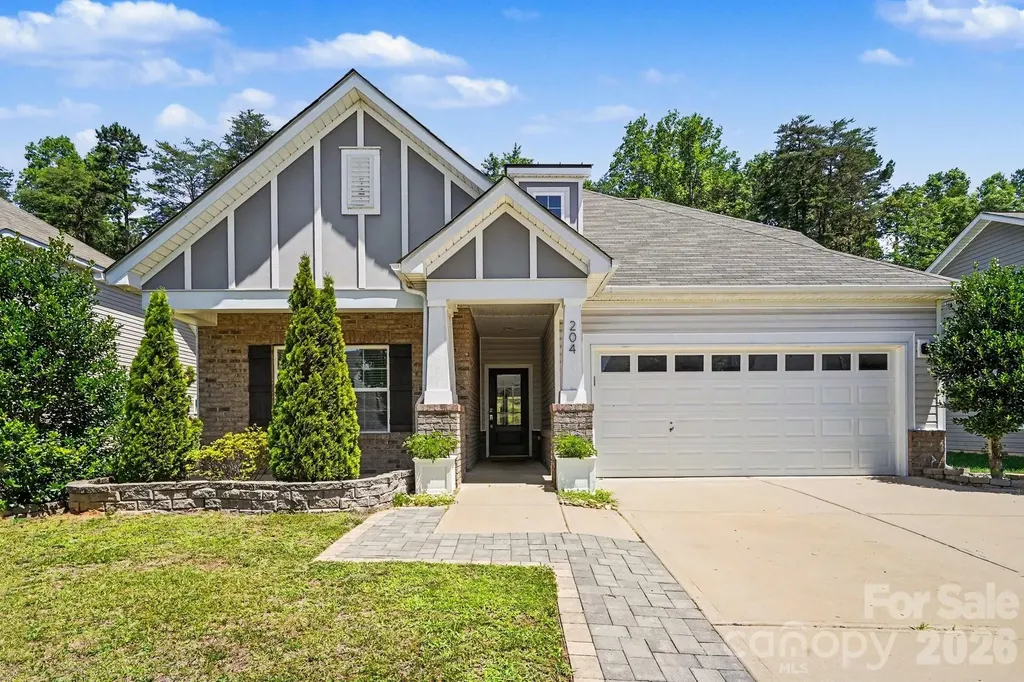 204 Paradise Hills Circle Mooresville NC 28115