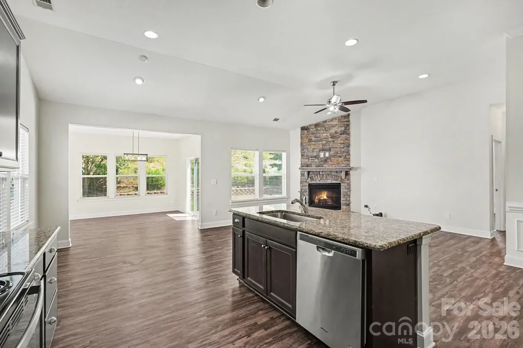 204 Paradise Hills Circle Mooresville NC 28115
