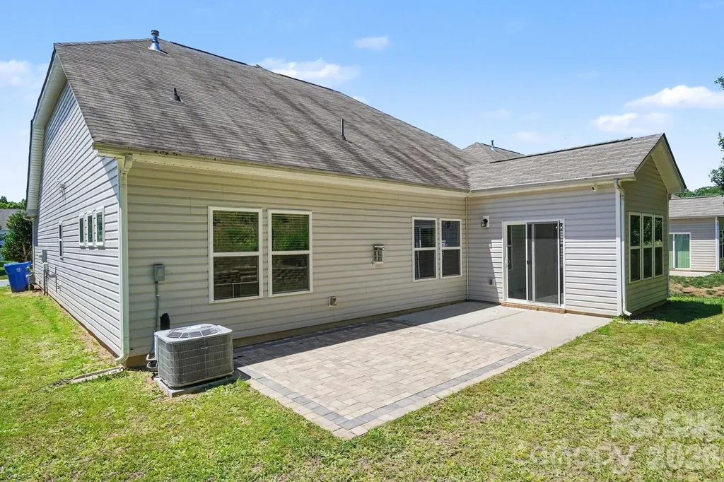 204 Paradise Hills Circle Mooresville NC 28115