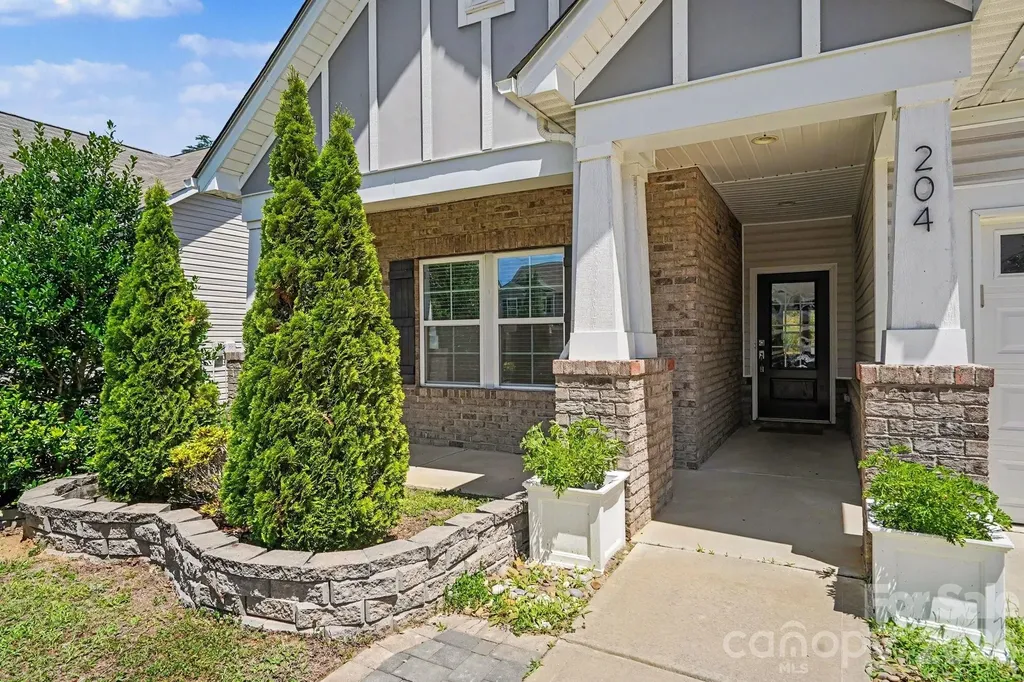 204 Paradise Hills Circle Mooresville NC 28115