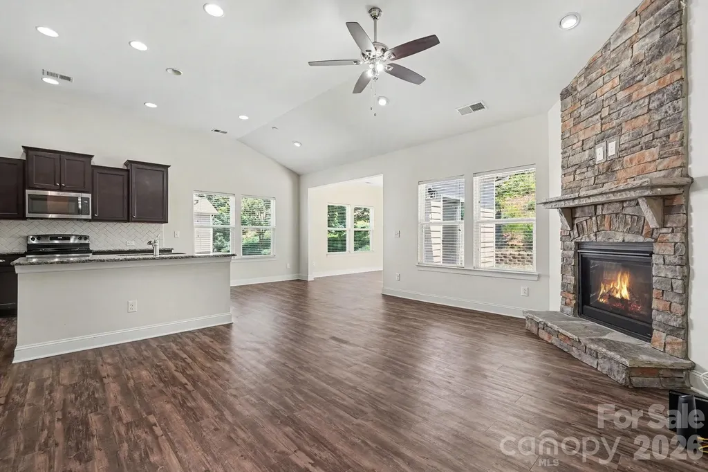 204 Paradise Hills Circle Mooresville NC 28115