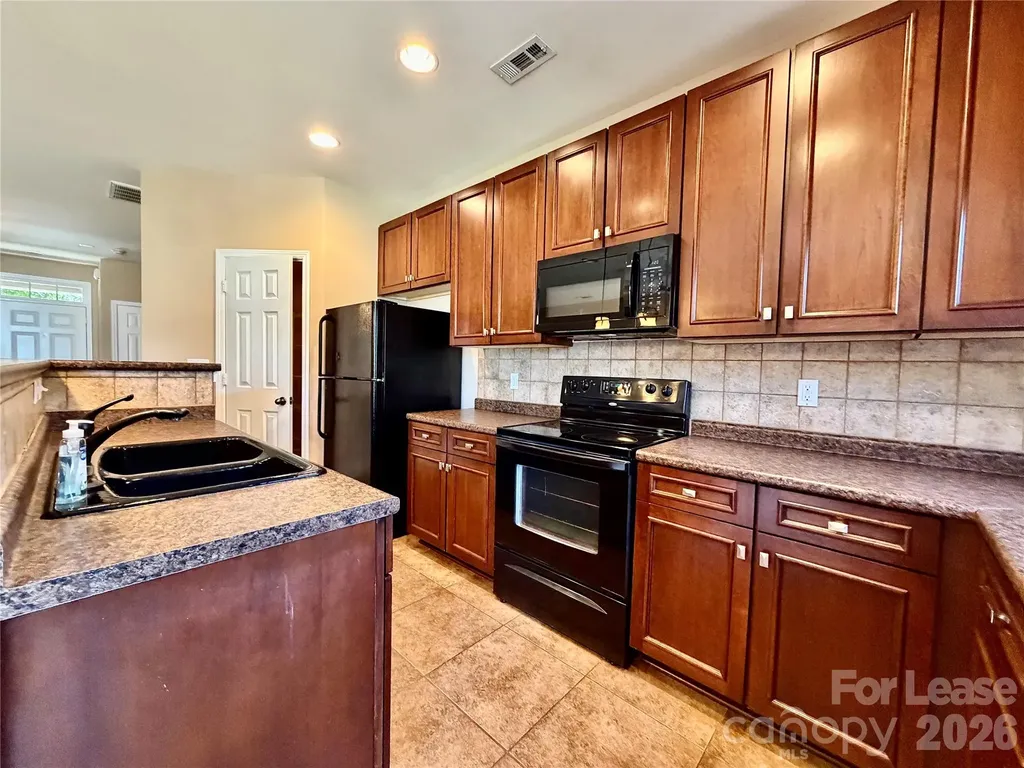 121 Walnut Cove Drive Mooresville NC 28117