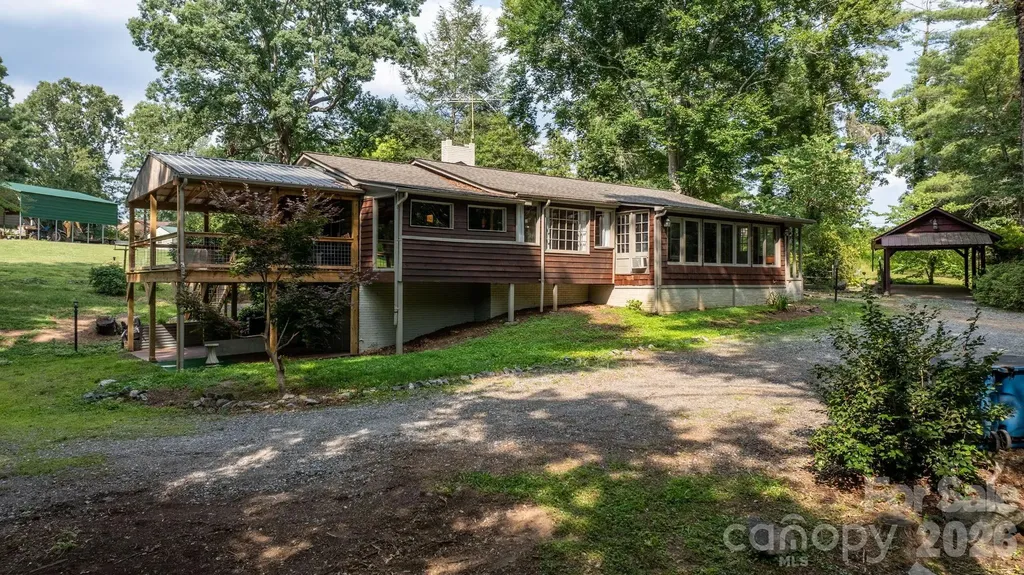 3466 Dry Ponds Road Granite Falls NC 28630
