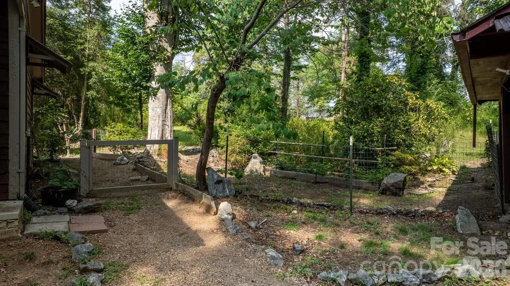 3466 Dry Ponds Road Granite Falls NC 28630