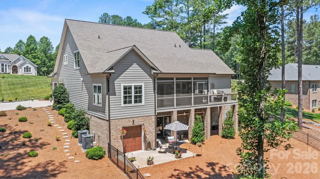 4975 Harbor View Drive W Granite Falls NC 28630