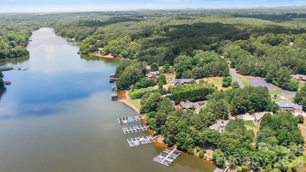4975 Harbor View Drive W Granite Falls NC 28630