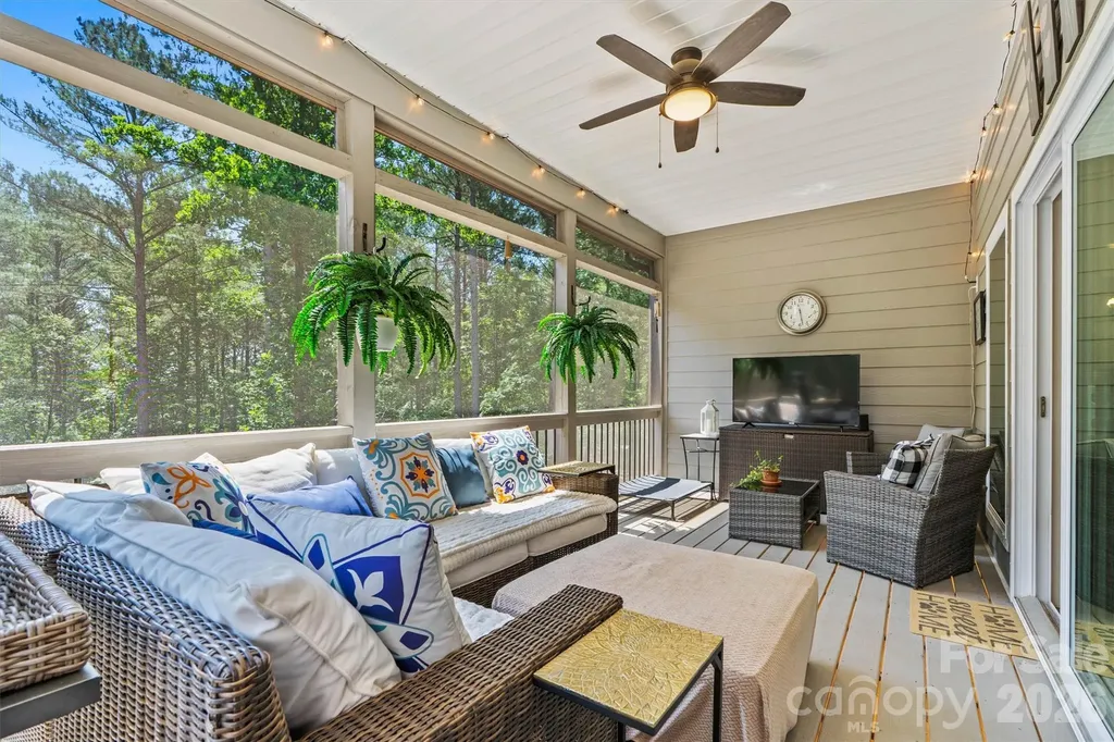 4975 Harbor View Drive W Granite Falls NC 28630