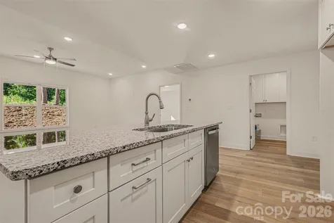 160 Parris Road Blacksburg SC 29702