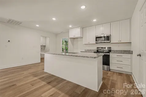 160 Parris Road Blacksburg SC 29702