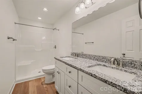 160 Parris Road Blacksburg SC 29702