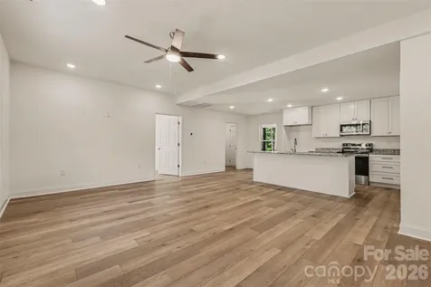 160 Parris Road Blacksburg SC 29702