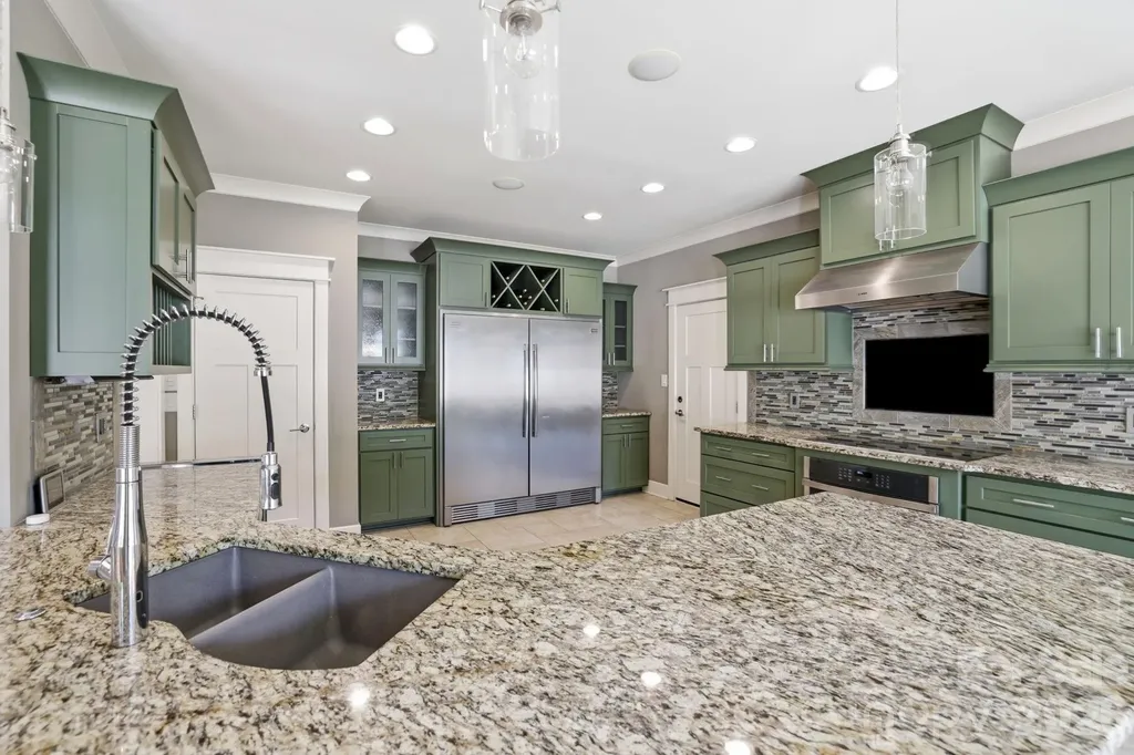 1104 Sawtooth Oak Lane Belmont NC 28012