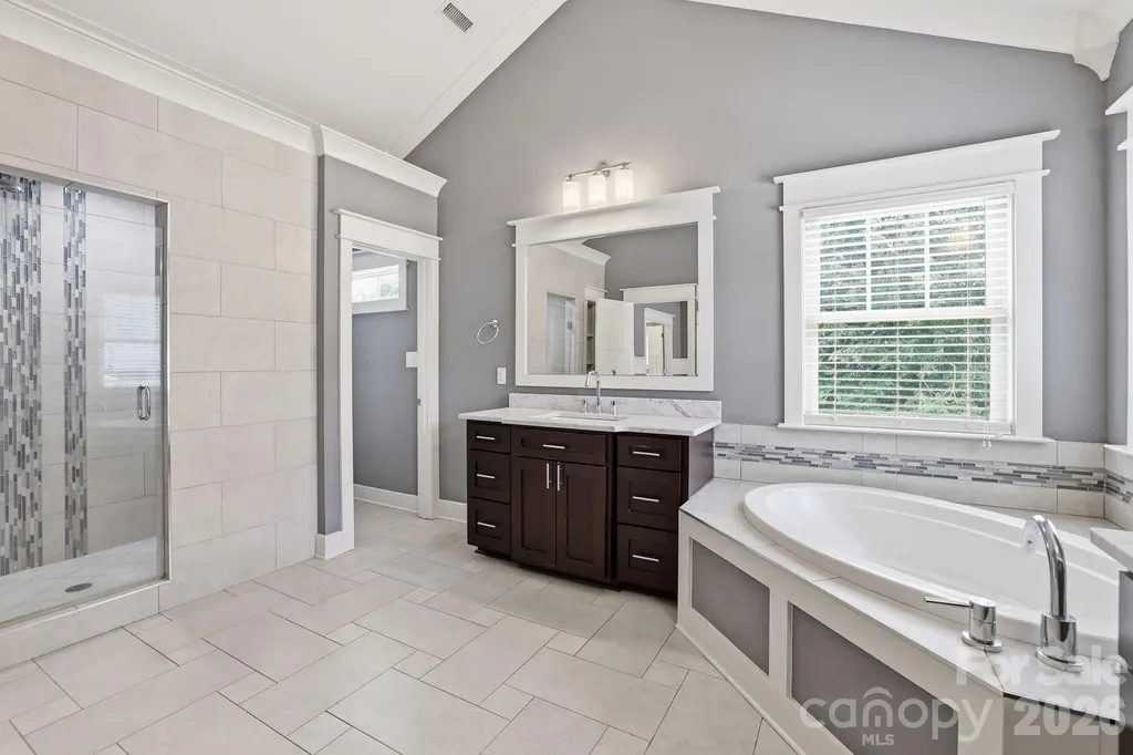 1104 Sawtooth Oak Lane Belmont NC 28012