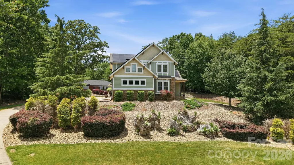 1104 Sawtooth Oak Lane Belmont NC 28012