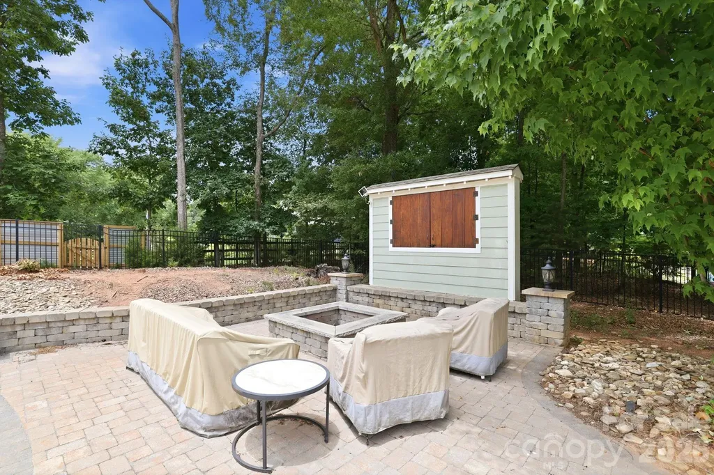 1104 Sawtooth Oak Lane Belmont NC 28012