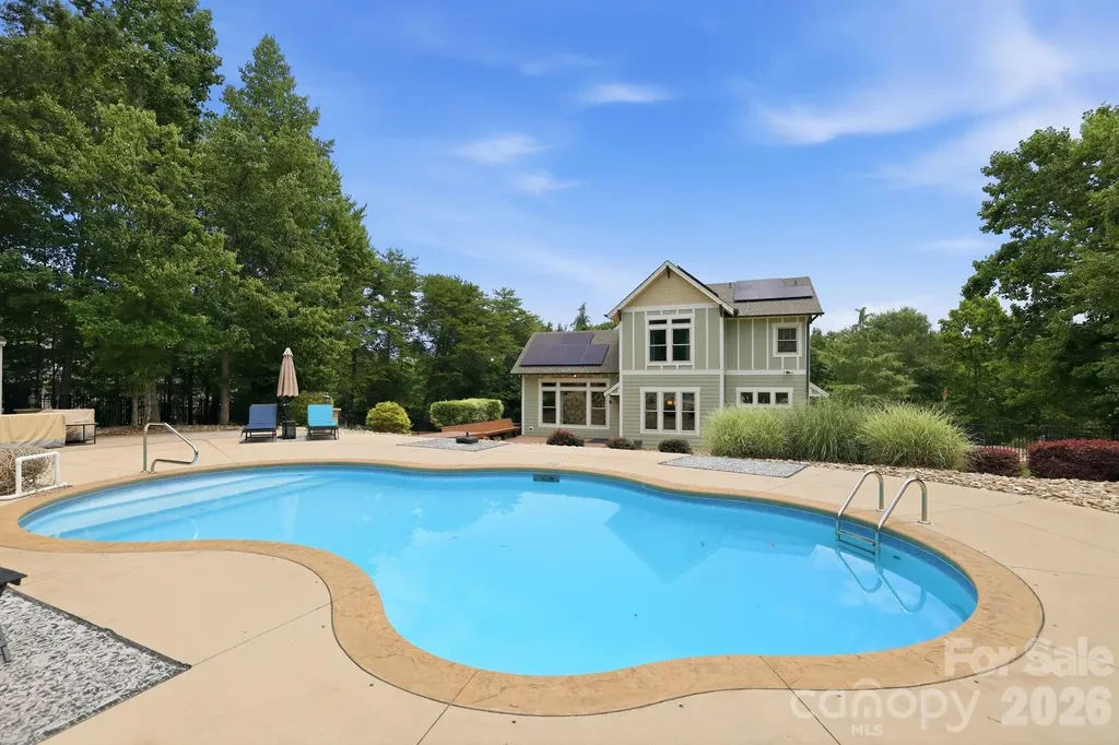 1104 Sawtooth Oak Lane Belmont NC 28012
