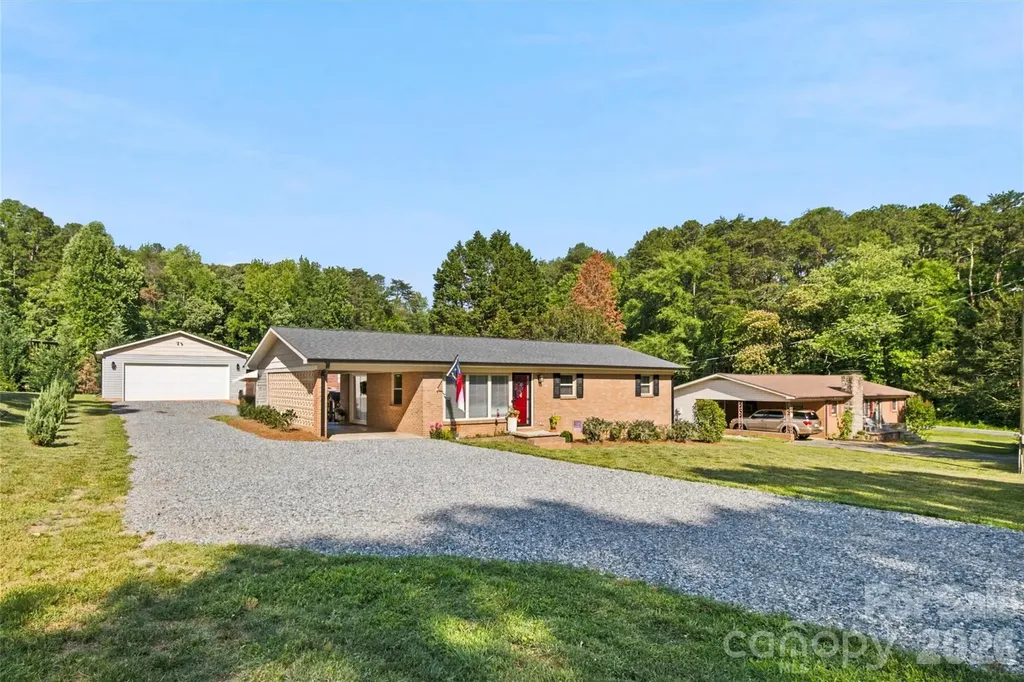 4608 Rainbow Drive Kannapolis NC 28081