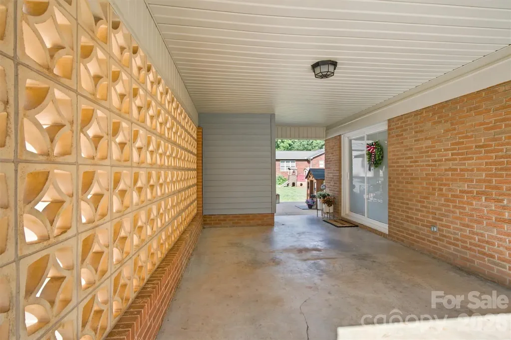 4608 Rainbow Drive Kannapolis NC 28081