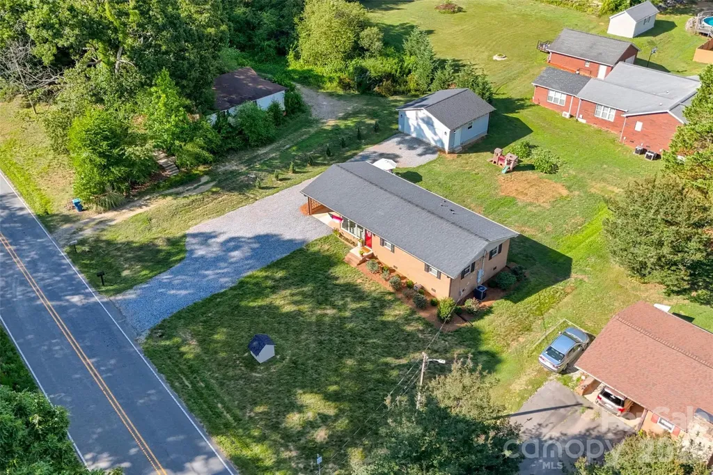 4608 Rainbow Drive Kannapolis NC 28081