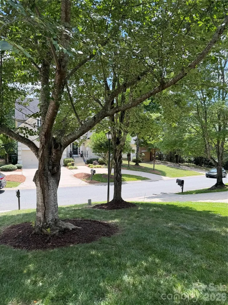 2334 Oberwood Drive Charlotte NC 28078