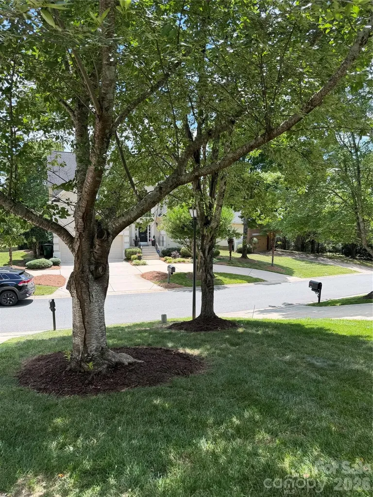 2334 Oberwood Drive Charlotte NC 28078