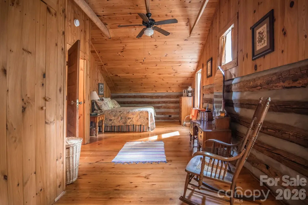 1639 Mountain Vista Drive McGrady NC 28649