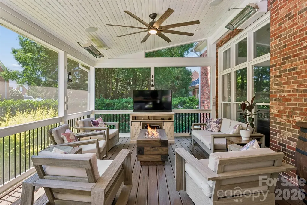 9034 Cambridge Green Drive Charlotte NC 28277
