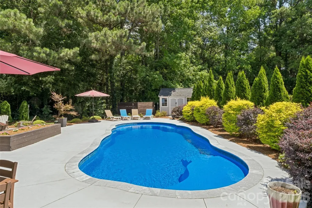 9034 Cambridge Green Drive Charlotte NC 28277
