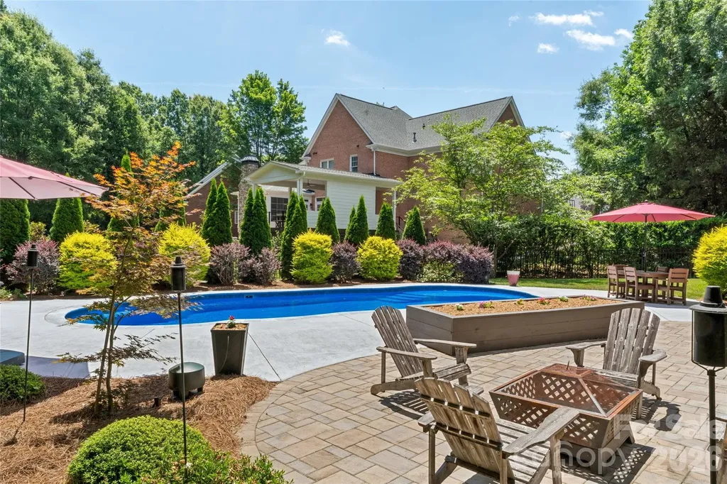 9034 Cambridge Green Drive Charlotte NC 28277